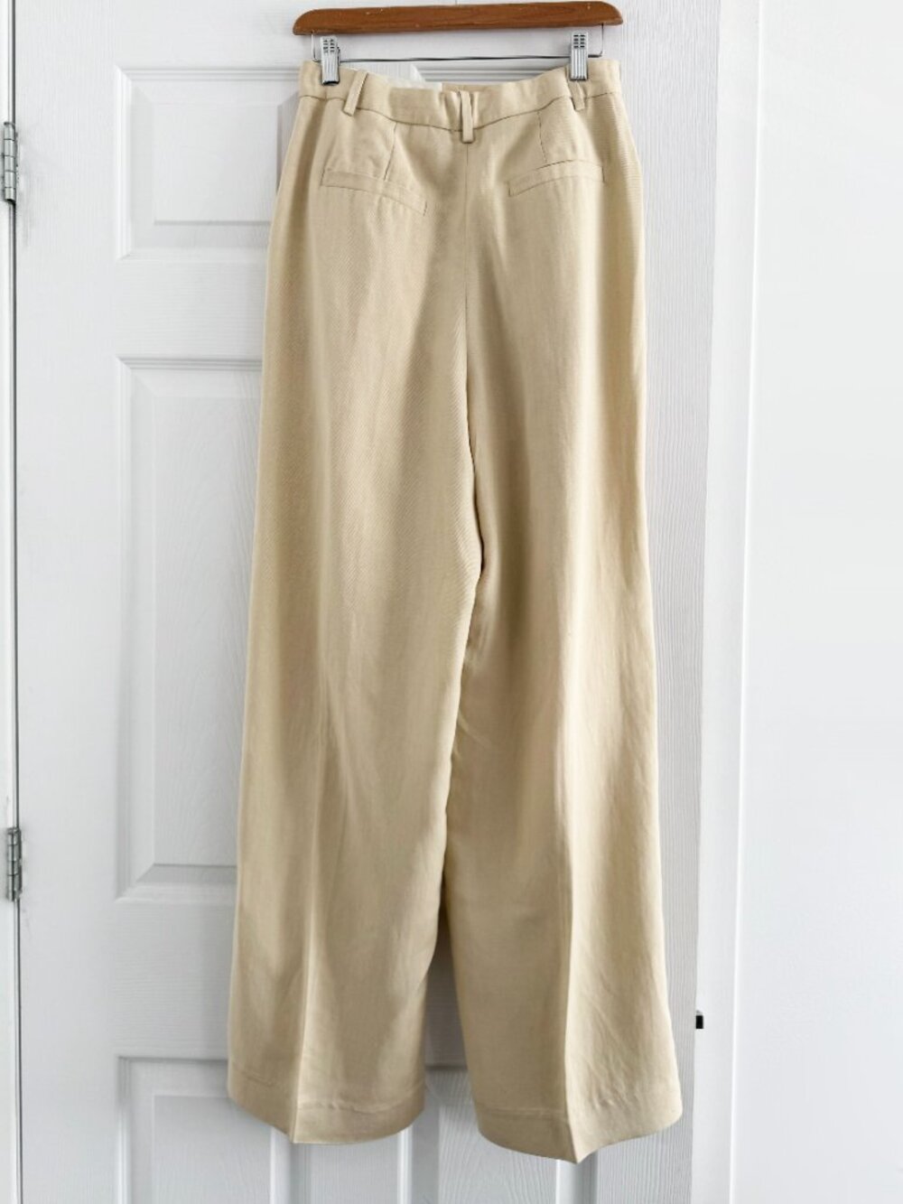 COS Pleated Linen Pants in Beige, size 2 - Picture 8 of 12